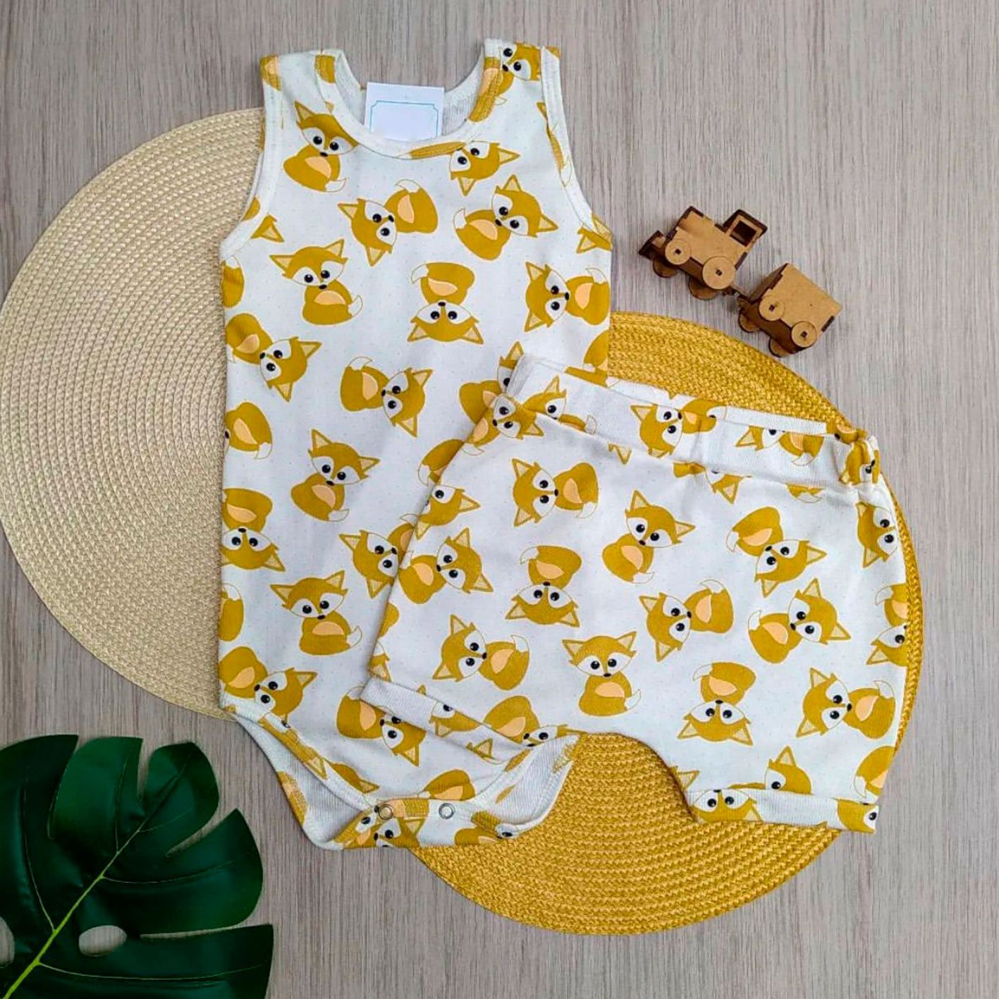 Body Regata e Shorts - Raposinha