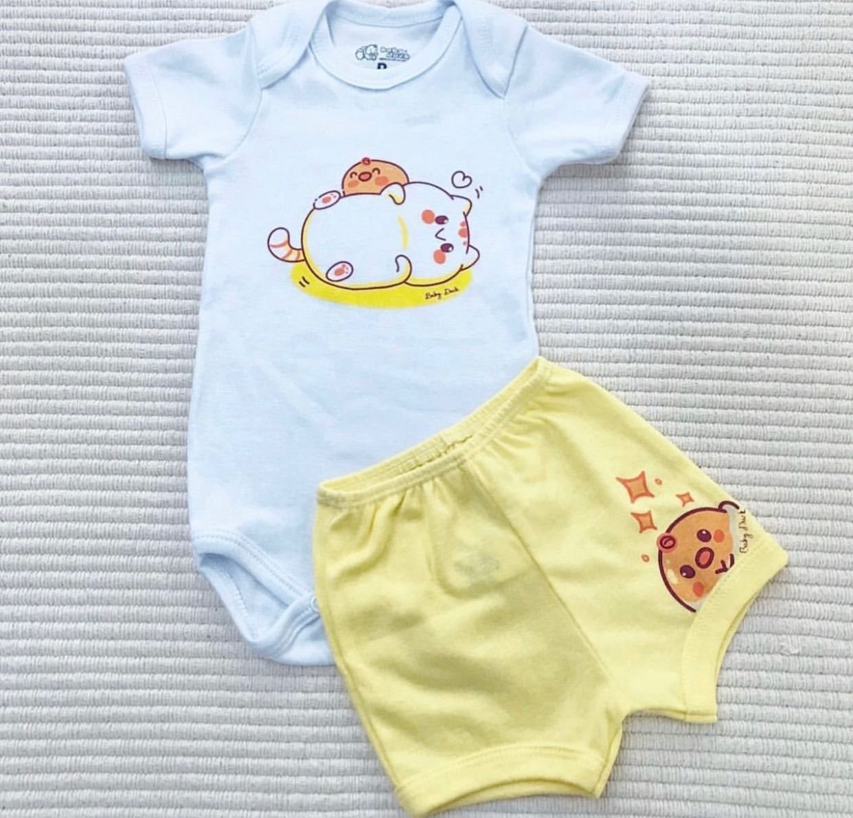 Body Manga Curta é Short - Gatinho