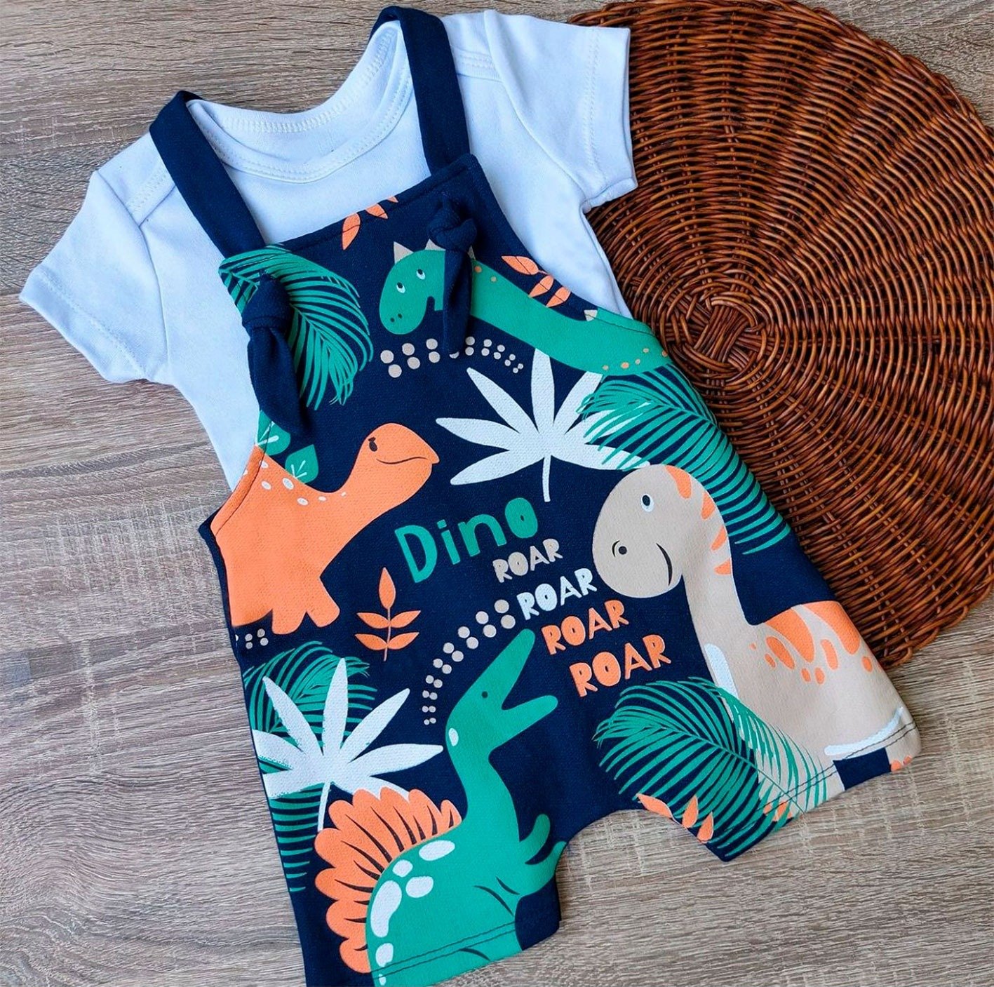 Camisa e Jardineira - Dino Dino