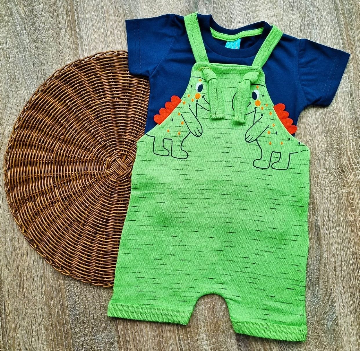 Camiseta e Jardineira - Dino dino