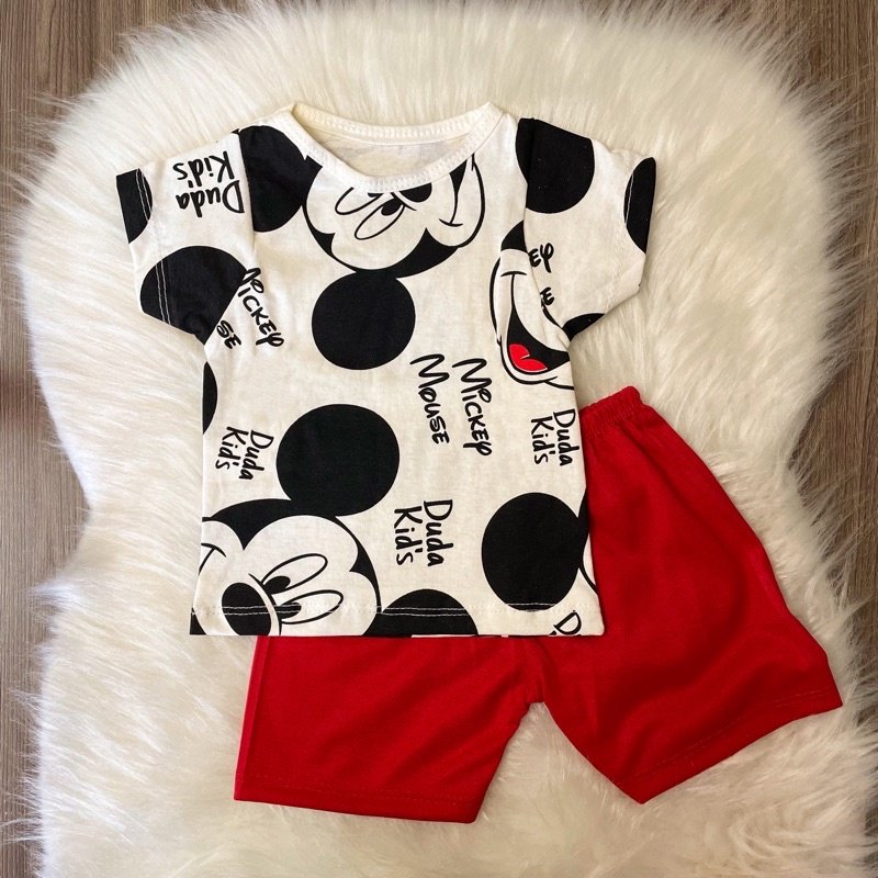 Camisa e Shorts Mickey