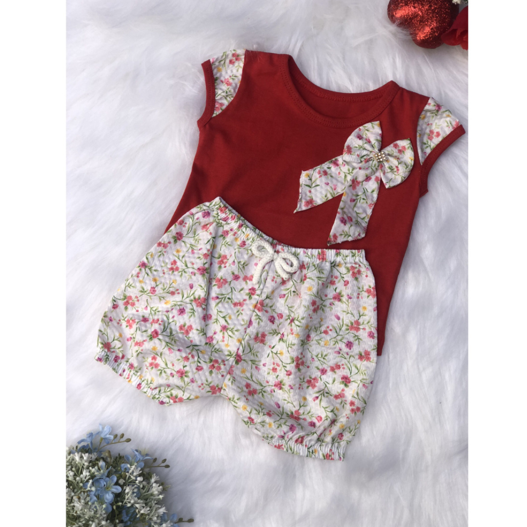 Camisa e Shorts Estampado Flores - Vermelho